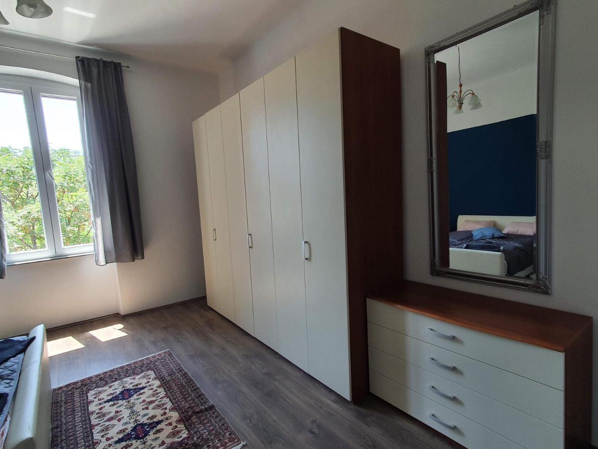 Apartment Tina Pula Luaran gambar