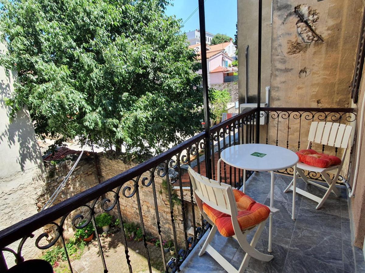 Apartment Tina Pula Luaran gambar